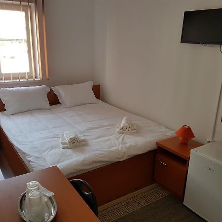 Ferienwohnung Piete Targuri Si Oboare Făgăraş Exterior foto