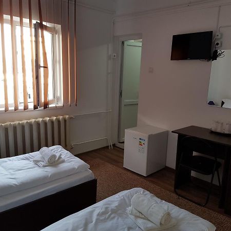Ferienwohnung Piete Targuri Si Oboare Făgăraş Exterior foto