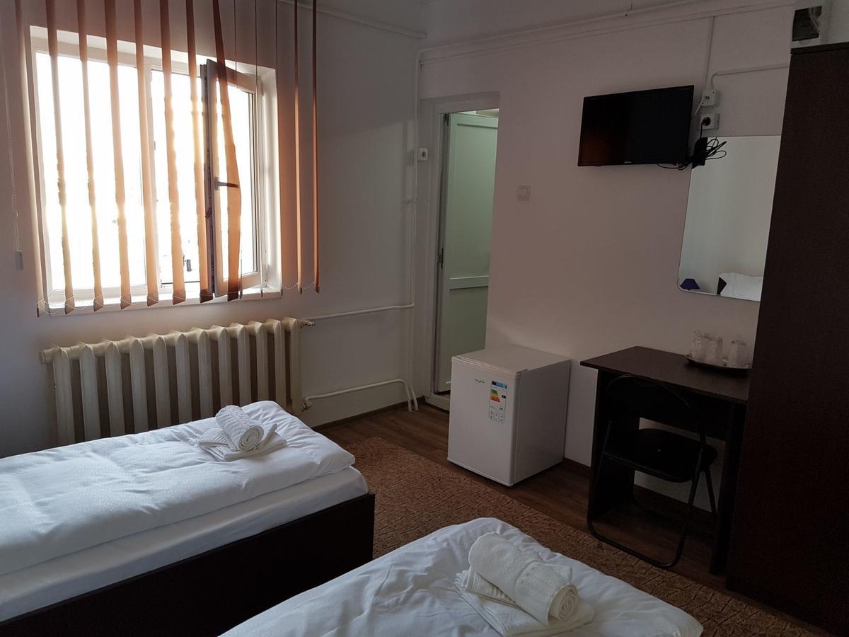 Ferienwohnung Piete Targuri Si Oboare Făgăraş Exterior foto